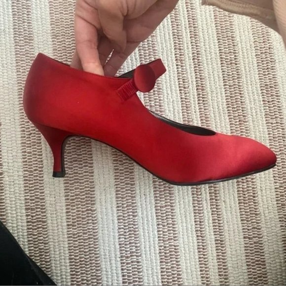 NEW Alberta Ferretti Red Silk Kitten Mary Jane Pumps with Straps US 6 - Picture 7 of 9